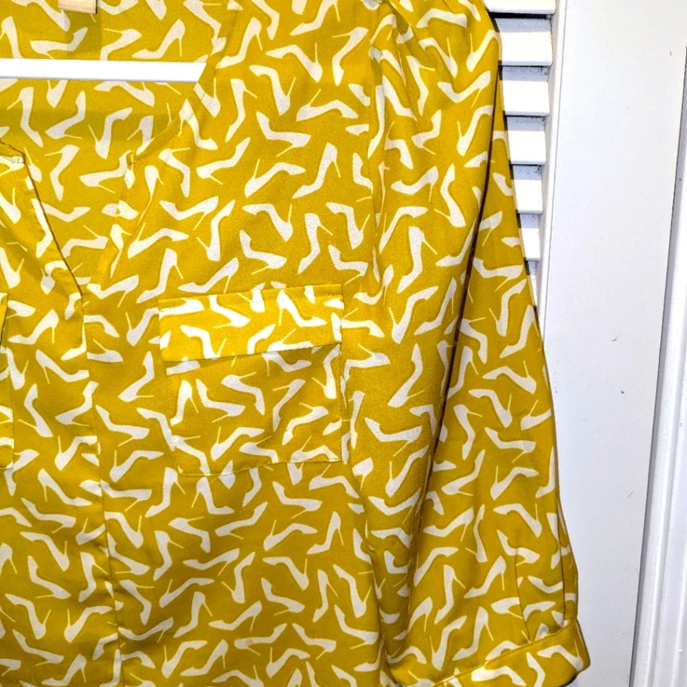 Banana Republic Long Sleeve Top Blouse Green Two Pockets Boho Retro Women's Sm - Picture 7 of 7